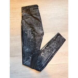 Women's Under armour speckle space leggings xs/s galaxy‎